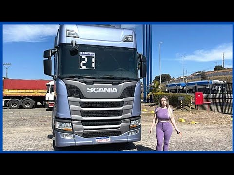 ALINE FUCHTER APRESENTA SEU NOVO SCANIA R450