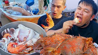 Eat raw fresh sea food at Fishing market X Dan Neramit