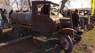 Fonda Iowa Antique Cars and Parts Auction Walk Through