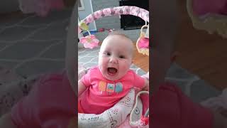 funny baby  fast run videos dakho or sikho yar phr na kana time mela ni