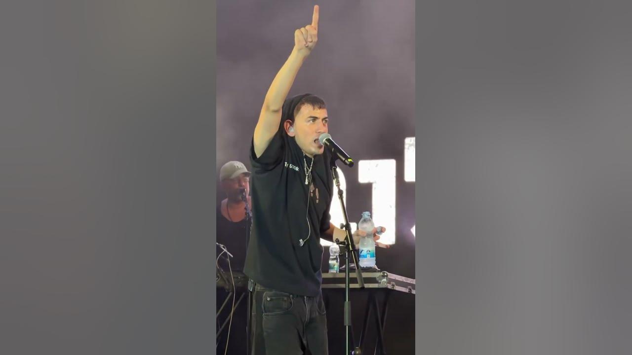 ששון שאולוב מברך להחזרת החטופים בהופעה שלו באור יהודה 🙏🏽❤️
