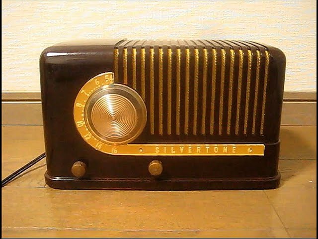 真空管ラジオ　Silvertone Tube Radio Model 7025 「On The Atchison, Topeka, And The  Santa Fe」を聴いてみました。