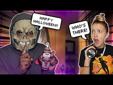 mischief-night-prank-on-girlfriend!!-*hilarious*-happy-halloween