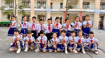 Bác Hồ Người Cho Em Tất Cả - Tập Thể Lớp 1E - Trường Tiểu Học Ninh Khánh Ninh Bình