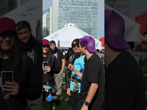 ¿REGALÉ UNA MONEDA ESPECIAL DEL DÉCIMO ANIVERSARIO DE POKÉMON GO?-#shorts