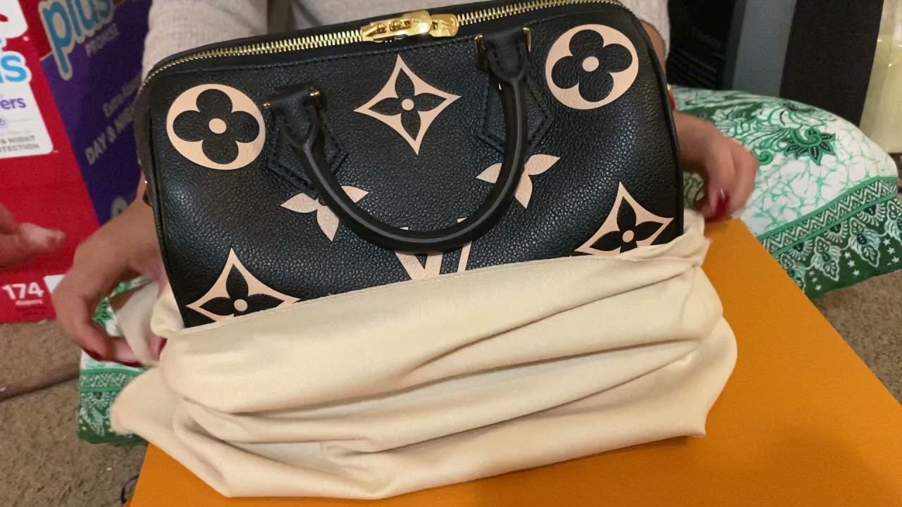 Louis Vuitton Beige Speedy 25 Bandouliere Monogram Empreinte