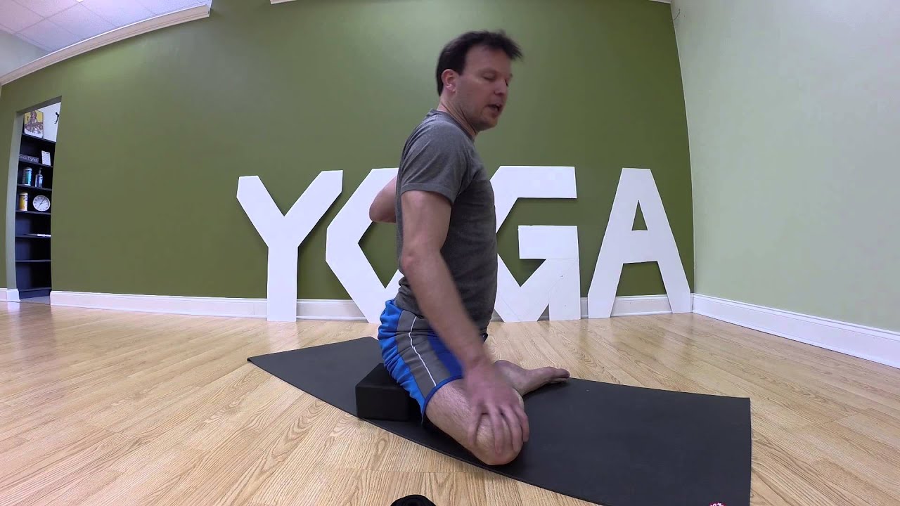 king pigeon rtu Yoga King Pigeon tutorial with props. Brian Thacker Natural Self Yoga