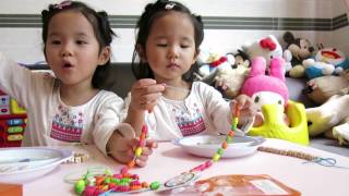 Aliza & Naomi 2015111101 - 穿珠仔