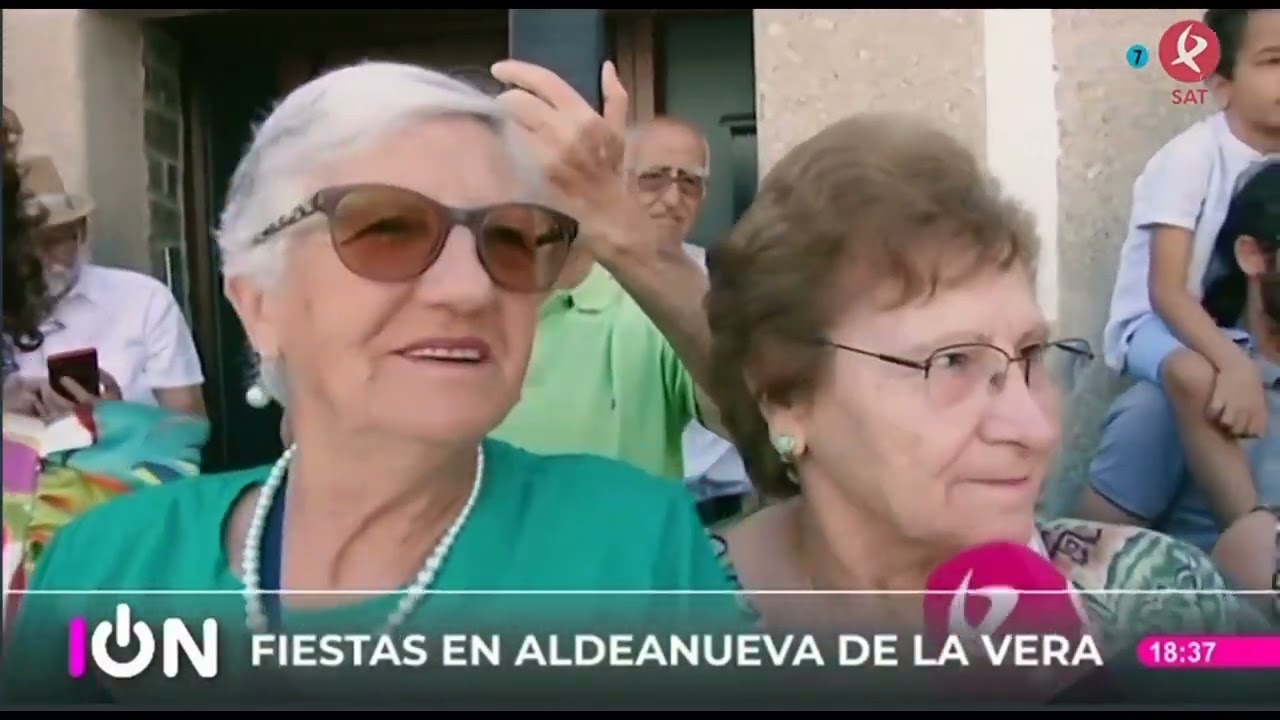 Aldeanueva de la Vera acompaña al Cristo de la Salud en su procesión