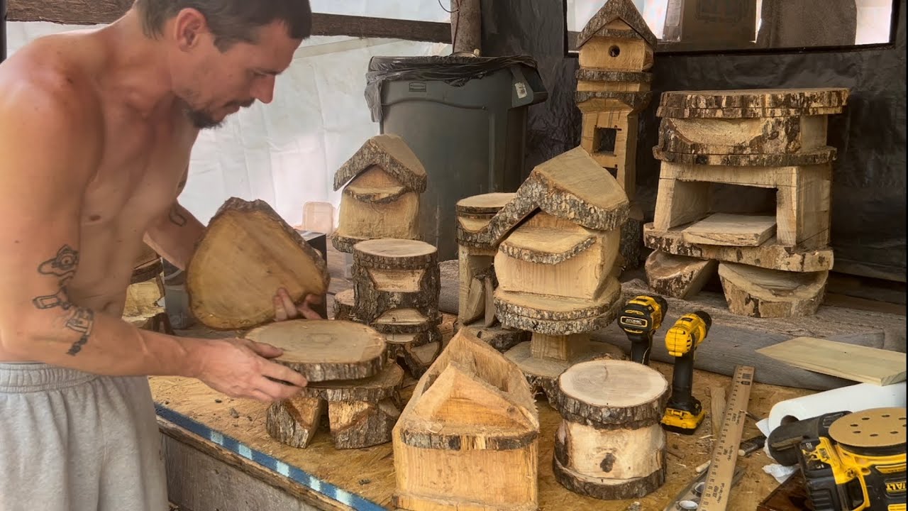 New Chainsaw Carving Station & Showing My Newest Carvings