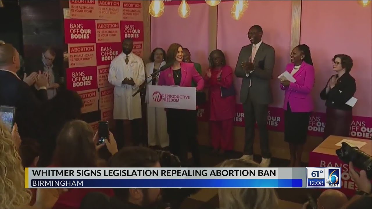 Whitmer Signs Repeal of Michigan's 1931 Abortion Ban - YouTube