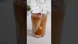 Café Latté Glacé? /لاتيه بارد في البيت                      shorts  coffee easy viral starbucks