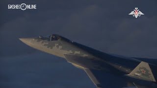 Минобороны РФ опубликовало видео работы новейших Су-57 в Сирии Минобороны РФ опубликовало видео работы новейших Су-57 в Сирии