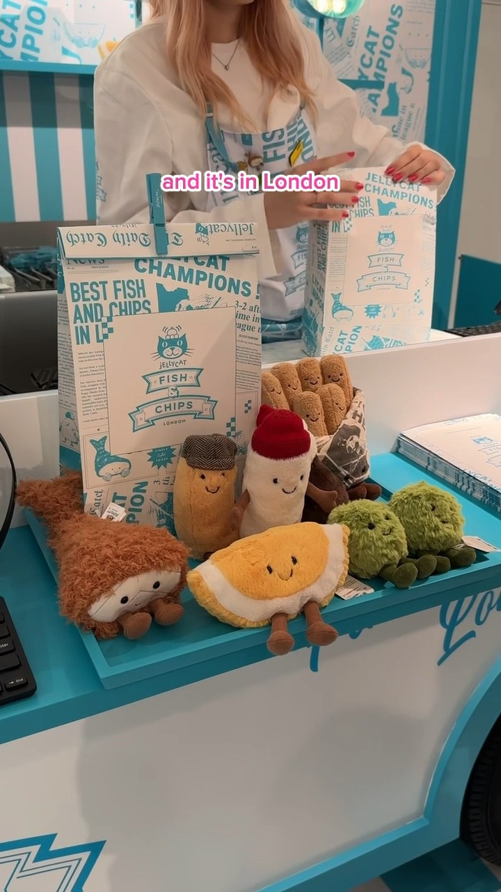 Jellycat fish & chips shop London tour! 🤍 - YouTube