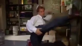 Richard Norton and Kathy Long fight scenes - Under the Gun (1995)