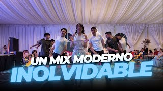 BAILE MODERNO 2025 🔥 GEMELAS brillan con 6 Chambelanes en su XV ► FiveBrush.MX