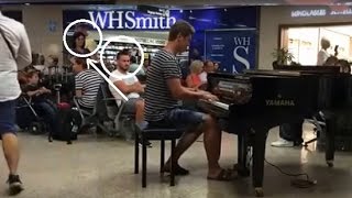 Парень жжет на пианино)) Пираты карибского моря Парень жжет на пианино)) Пираты карибского моря