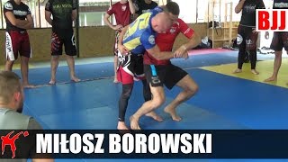 Techniki BJJ: Miłosz Borowski prezentuje wycinkę po nieudanym rzucie przez biodro