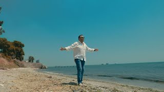 NURDOĞAN ÖZ - SEBEBİ SENSİN / Söz-Müzik: Nurdoğan Öz