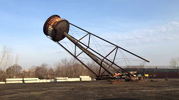 WATCH: Colossal Trenton water tower comes crashing down