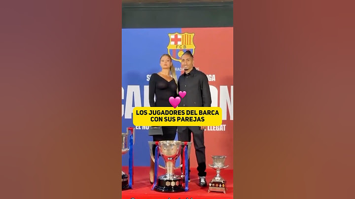 Jugadores del Barcelona con sus esposas 💞