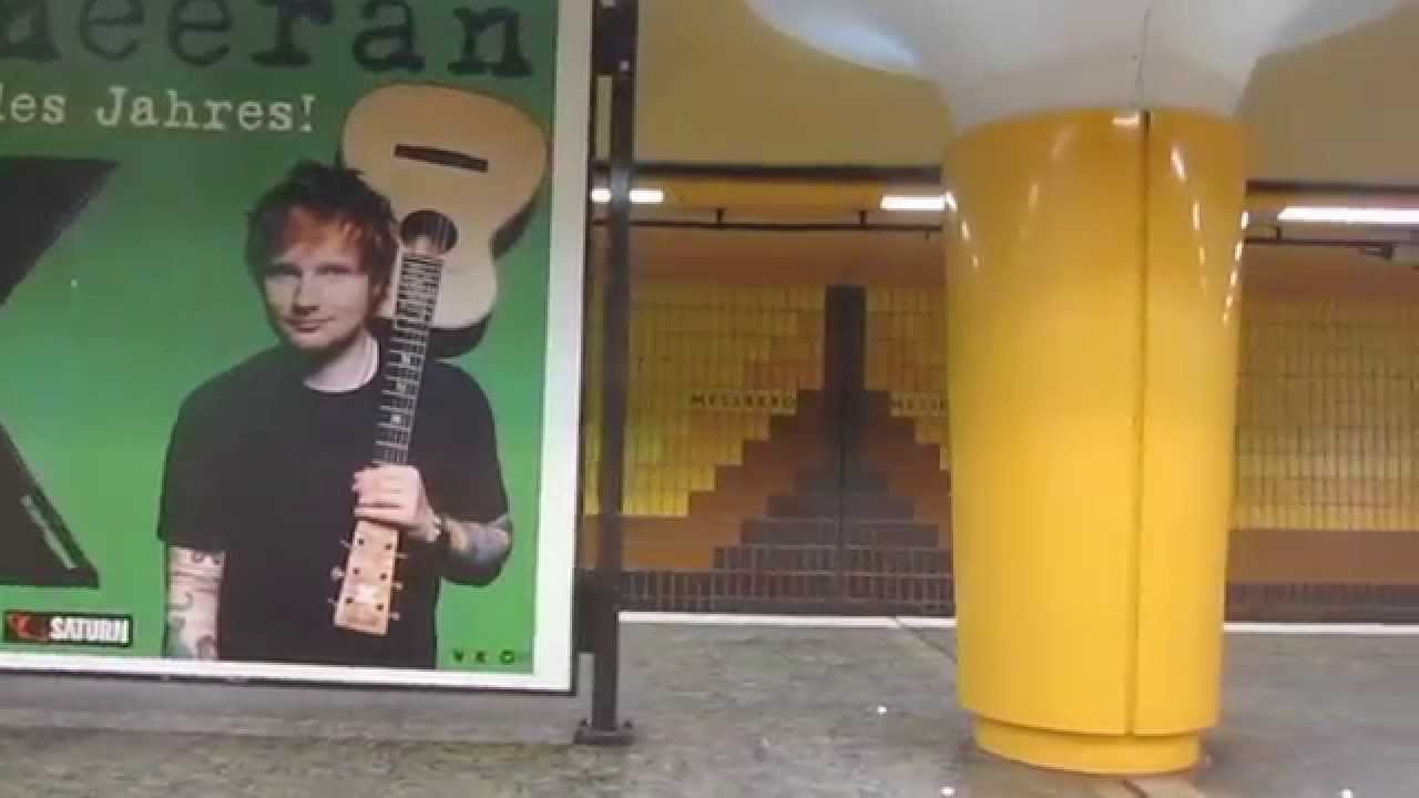 U-Bahnfahrt Hamburg in Echtzeit, U1 (DT4)