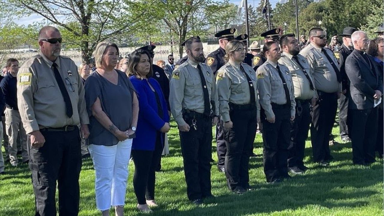Law Enforcement Memorial Service held in Pierre - YouTube