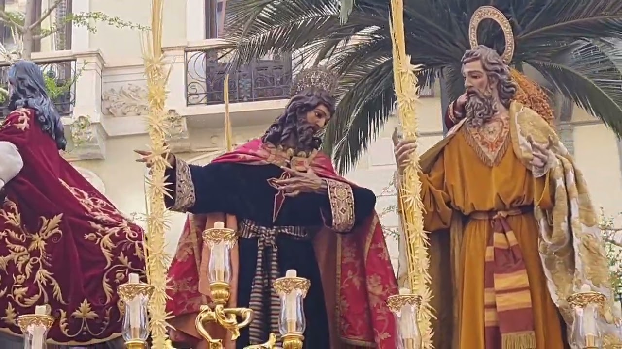 DOMINGO DE RAMOS 2022 EN GRANADA. Hermandad Borriquilla y Paz.