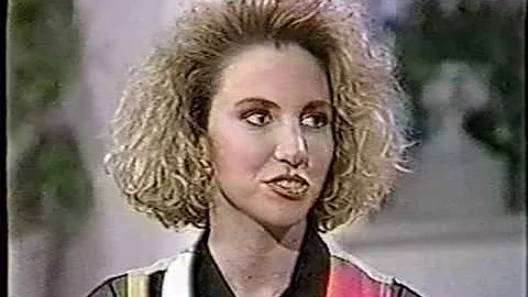 Debbie Gibson - R&KL (1991) One Hand One Heart Liv...