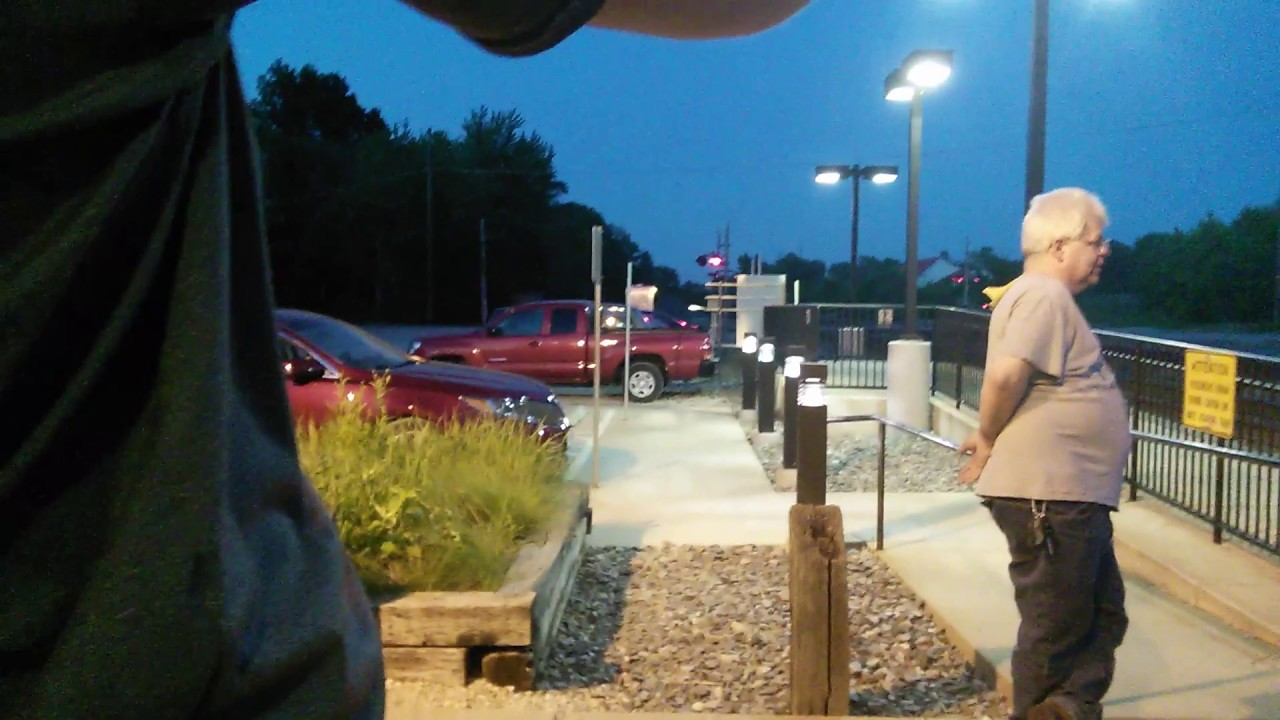 Amtrak 3 arriving La Plata MO YouTube