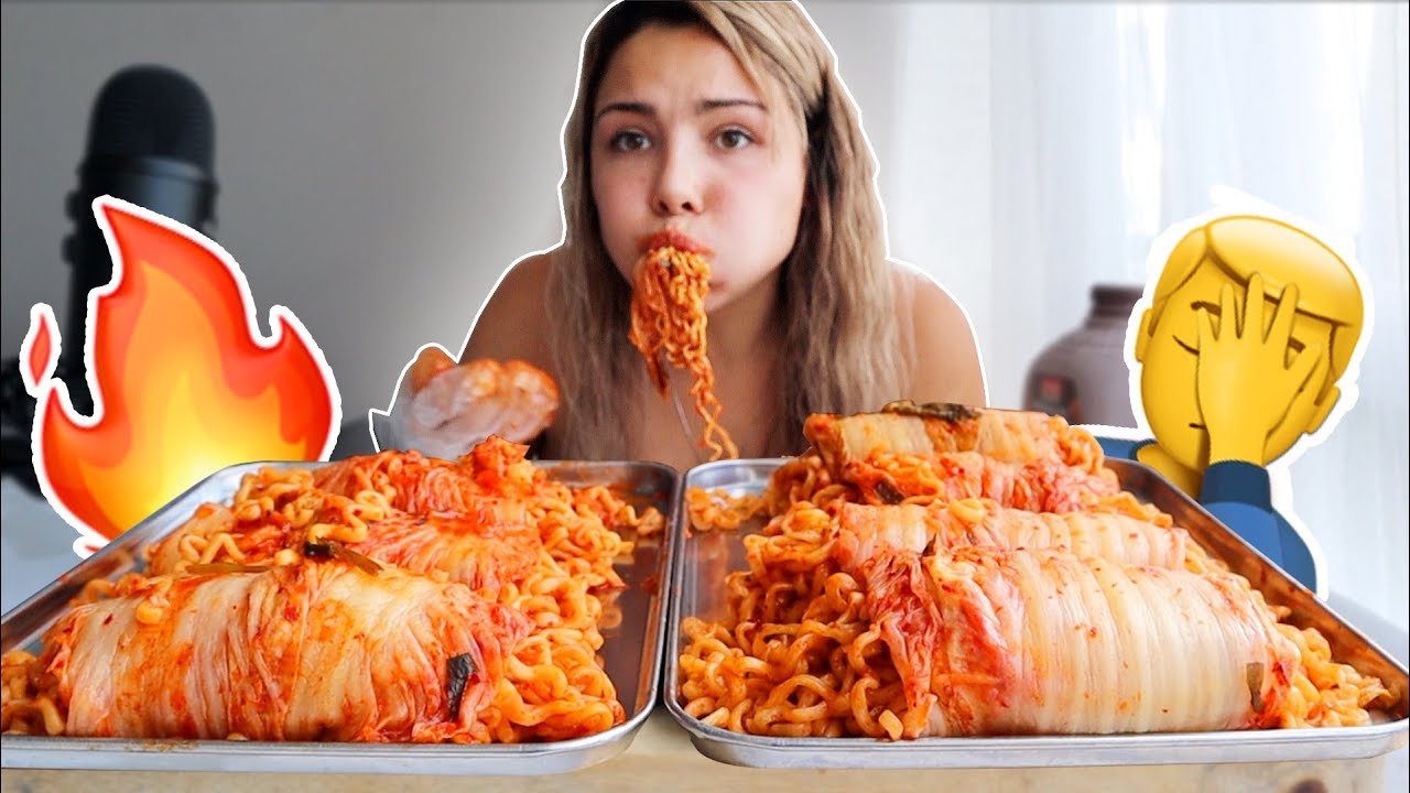 KIMCHI WRAPPED NUCLEAR FIRE NOODLES 먹방 MUKBANG (hyunee eats) - YouTube
