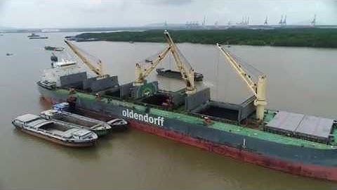 M/V Julia Oldendorff  transshipment at Buoys Haivanship-BP4 (Go Gia -  Vung Tau Vietnam)