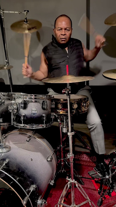 Sweet Child O' Mine by Guns N’ Roses (first time playing, unrehearsed)