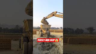 JCB Excavator Perfect Mud Loading in Tractor Trolley | Satisfying Clay Drop 💥🚜 #shorts #jcbexcavator
