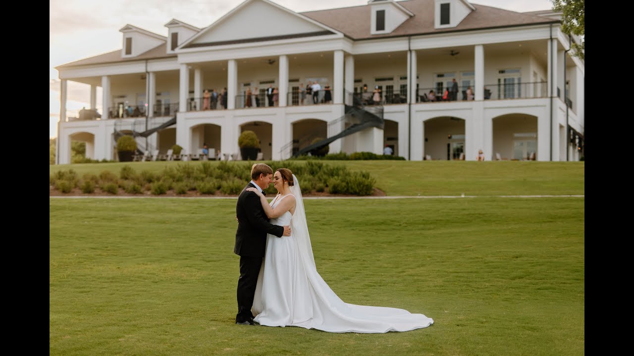 Logan + Robbie | Luxury Country Club Summer Wedding | Reunion Country Club, Madison Mississippi
