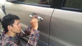 Unlock the car door ford escape