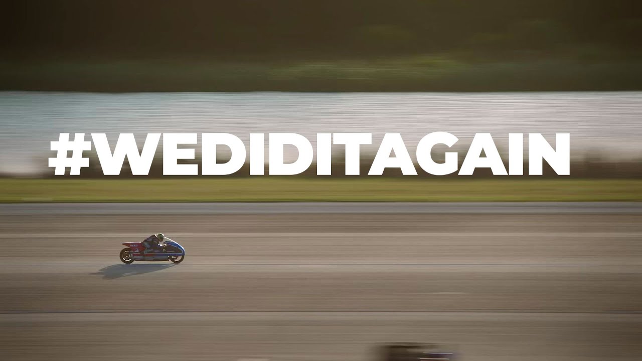 Moto elétrica de corrida da Ducatti voa a até quase 300 km/h - Canaltech