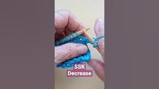 SSK Knitting Decrease - Slide, slide , knit #knitting