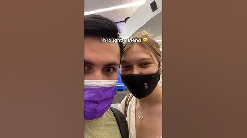 Chris Olsen - THE PICTURE HE SENT AT THE END 😭 ☠️ @ianpaget_ (feat. @caroraline) #newyork #ChrisOl