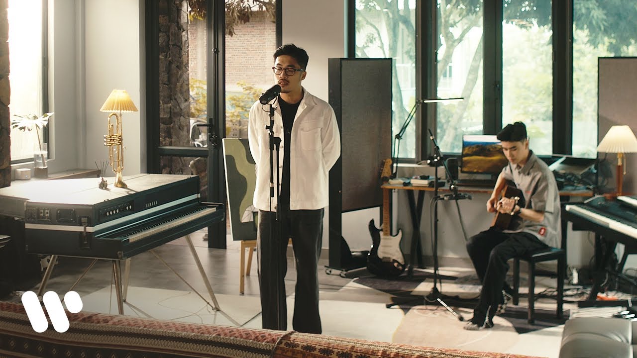 bình yên / Vũ. (Live Session tại Trại sáng tác Hòa Bình)