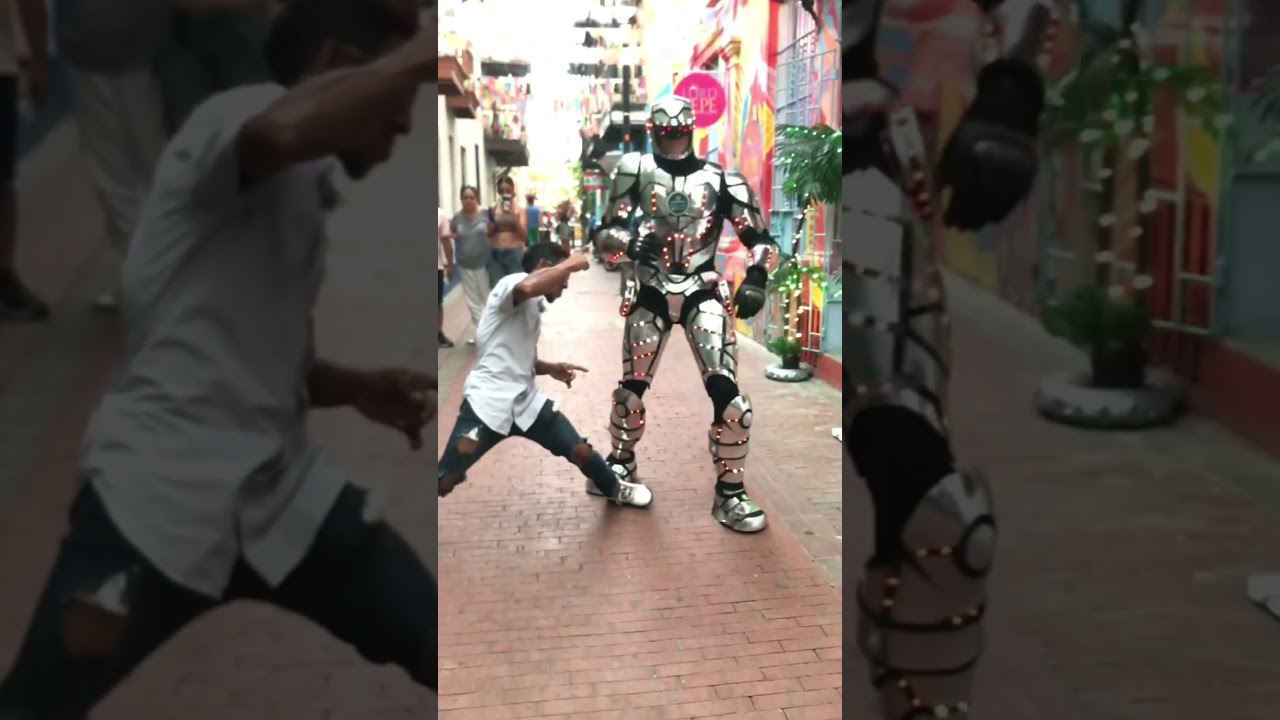 Baila robotron , baila 🤖🕺