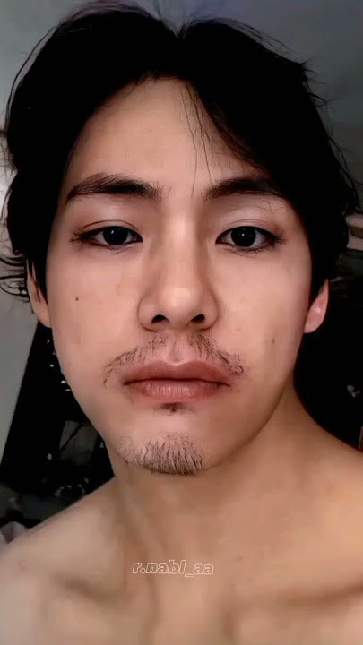 taehyung's real skin tone is so hot!! 😩 #v #taehyung #kimtaehyung #bts