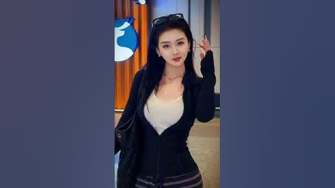 Beautiful chinese girl street fashion stylist outfit #beautiful #fashion #tiktok #shorts #douyin