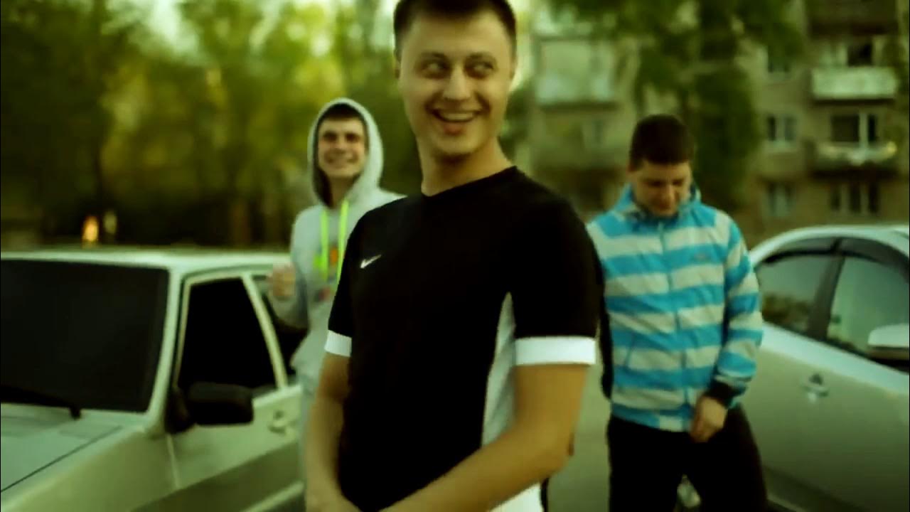 Обои руки убрал. Убери руки ремикс. Руки вверх выпускной. Gallina певица. Картинки убери руки от моего телефона.