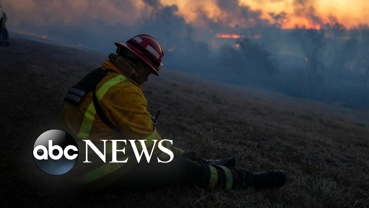 Wildfire battles, China drought, Texas floods: World in Photos, Aug. 22