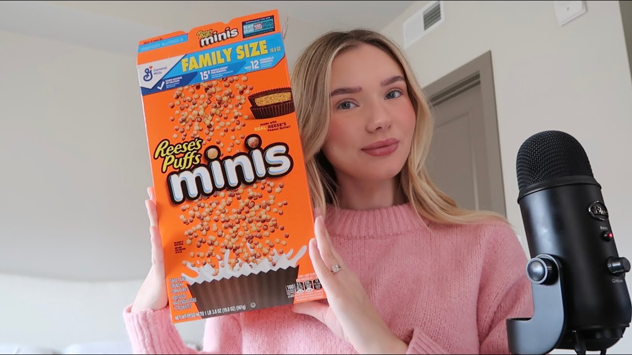 ASMR | eating cereal *crunchy sounds* Reeces Puffs Minis