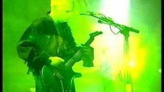 View David Bowie Live Performance of Heroes from 1996 Concert in Stratford-upon-Avon
