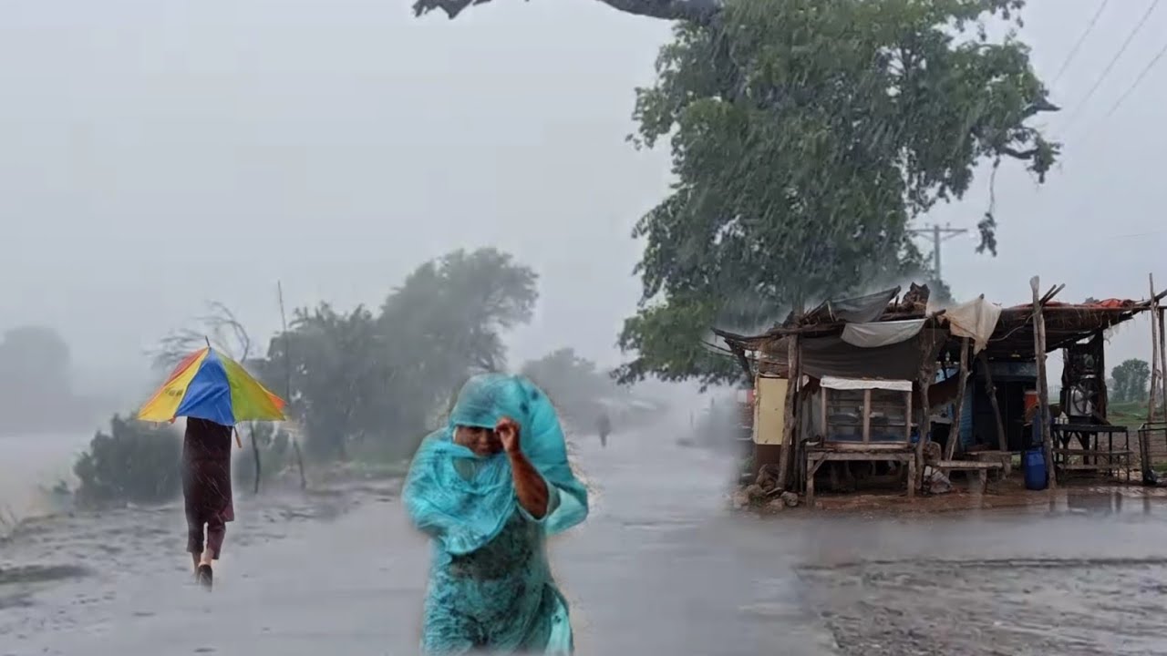 This Is Pakistan Village 🇵🇰 Life During Heavy Rain  Season |Walk In Rain 🌧 