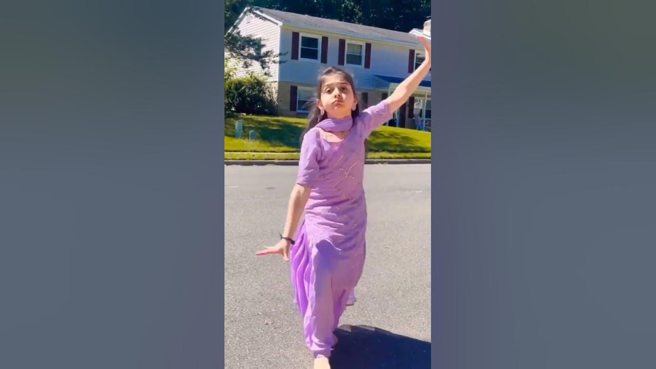 Chuni meri rang de lalariya ❤ Bhangra#trending #youtubeshorts #shortsvideo #shorts