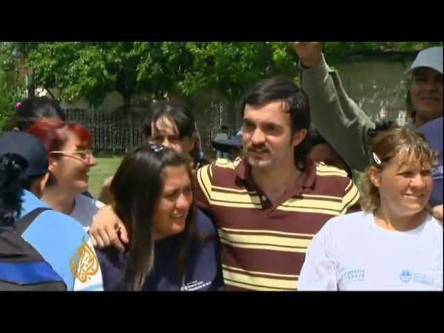 الشباب الأرجنتيني يدعم كيرشنر